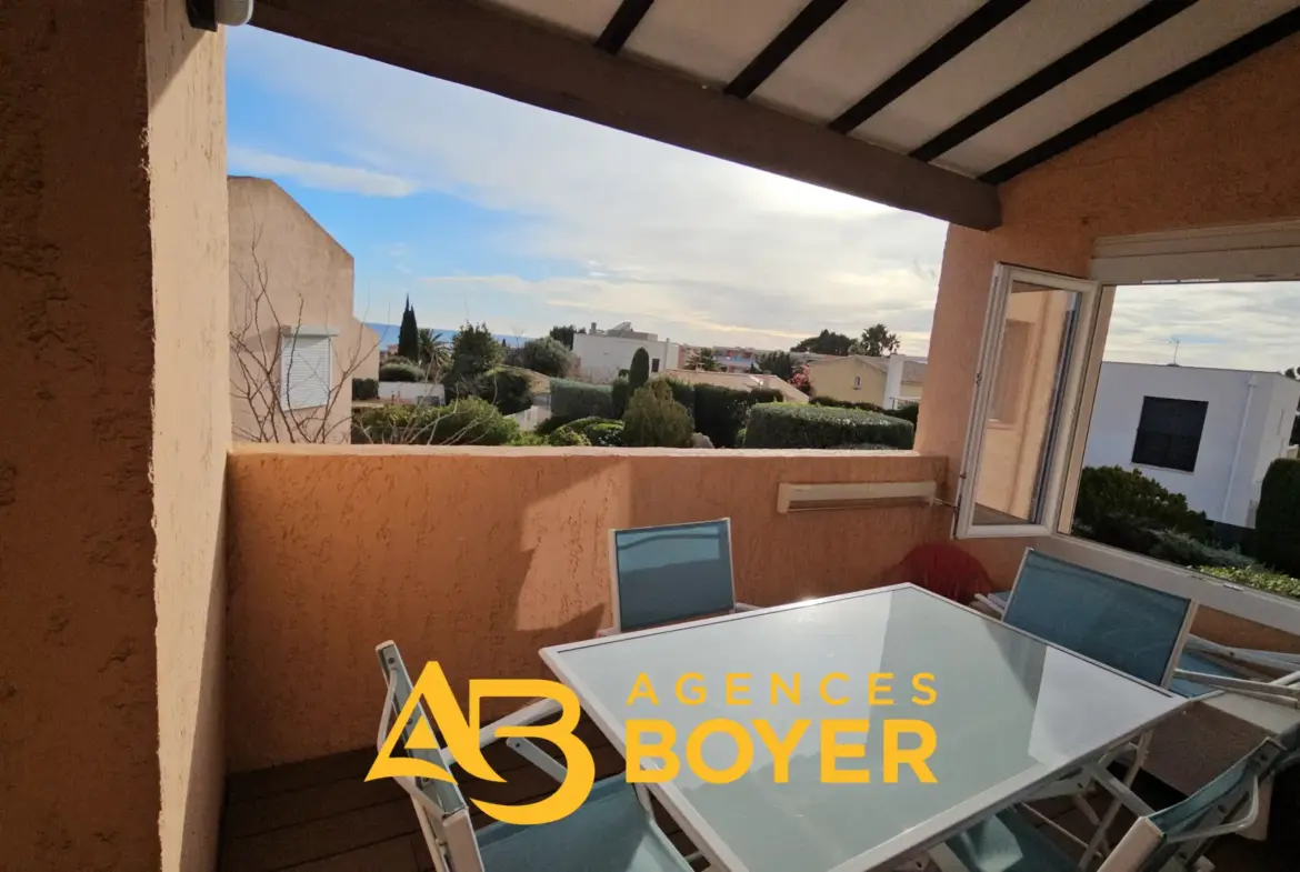 T3 à Bandol avec vue mer et piscine - 298 500 € 