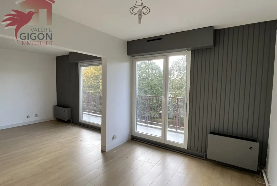 À vendre : Appartement F4/5 lumineux et rénové à Grand-Charmont 