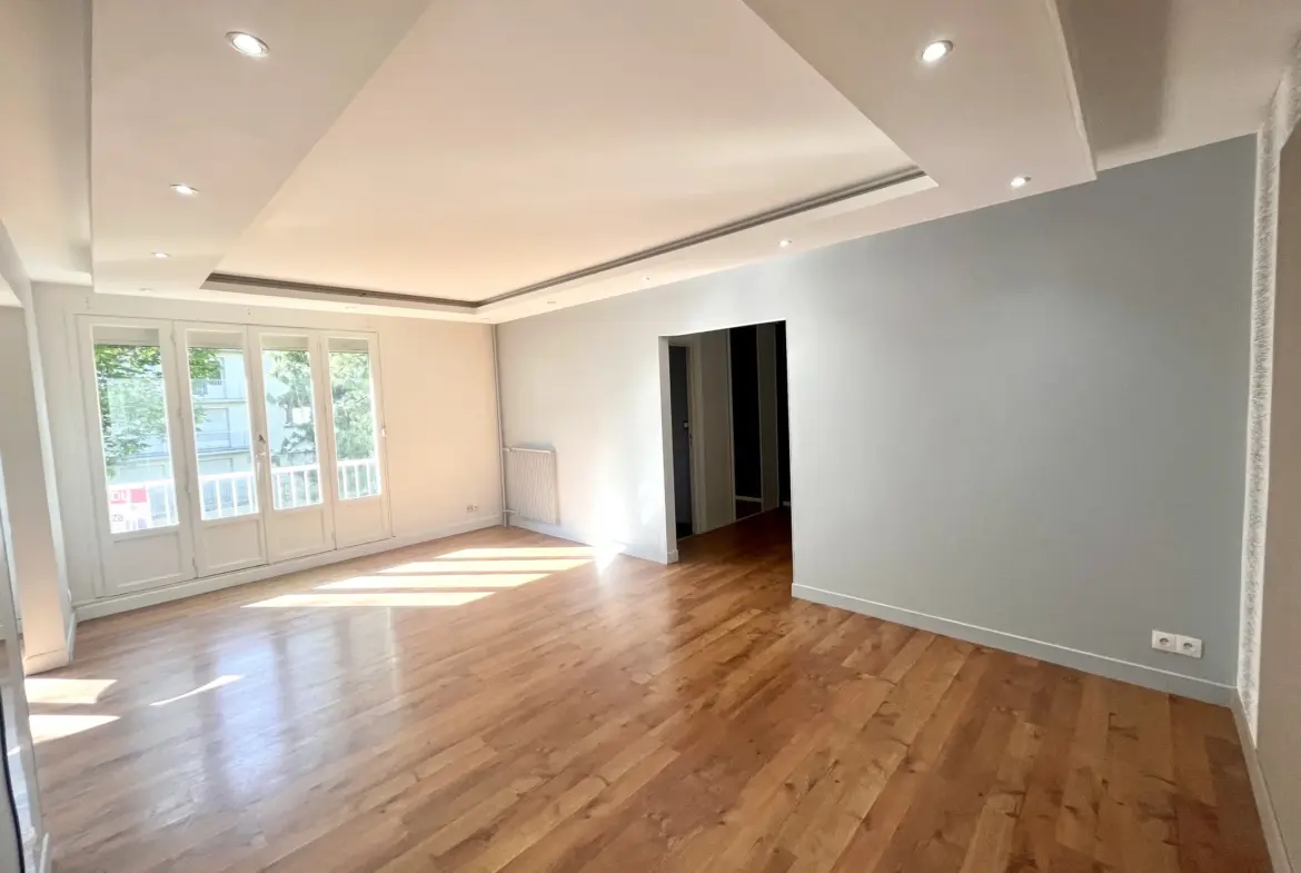 Charmant appartement 4 pièces de 78,59 m2 à Rosny-sous-Bois 