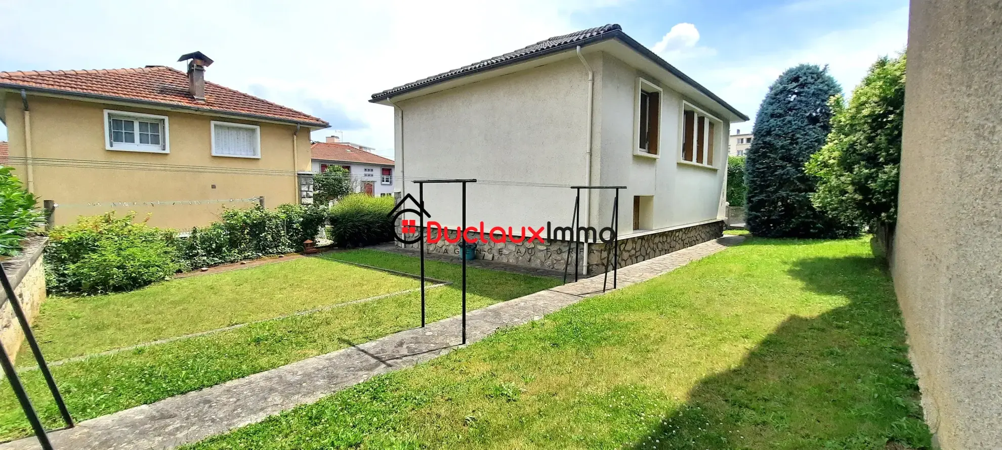 Maison individuelle type 5 avec jardin à Aurillac 