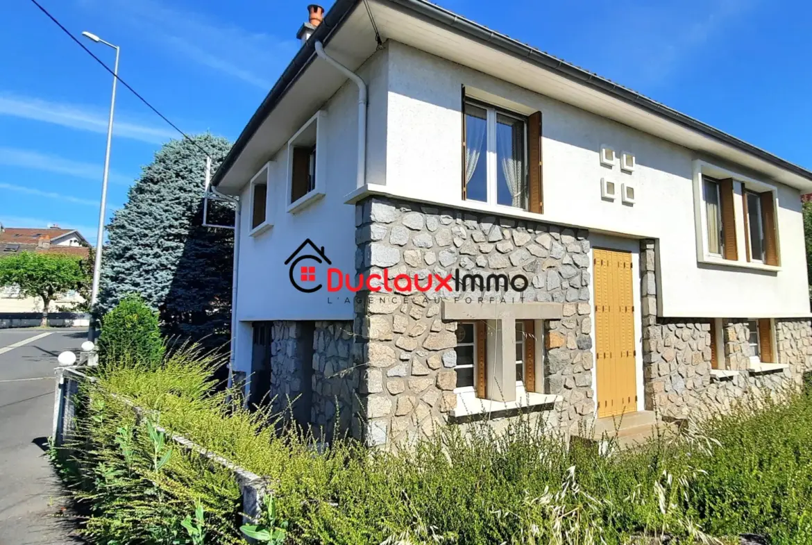 Maison individuelle type 5 avec jardin à Aurillac 