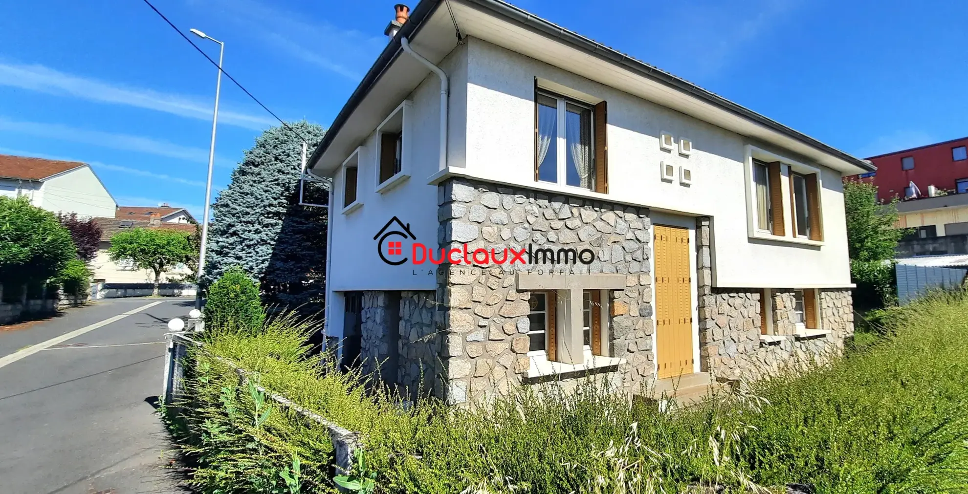 Maison individuelle type 5 avec jardin à Aurillac 