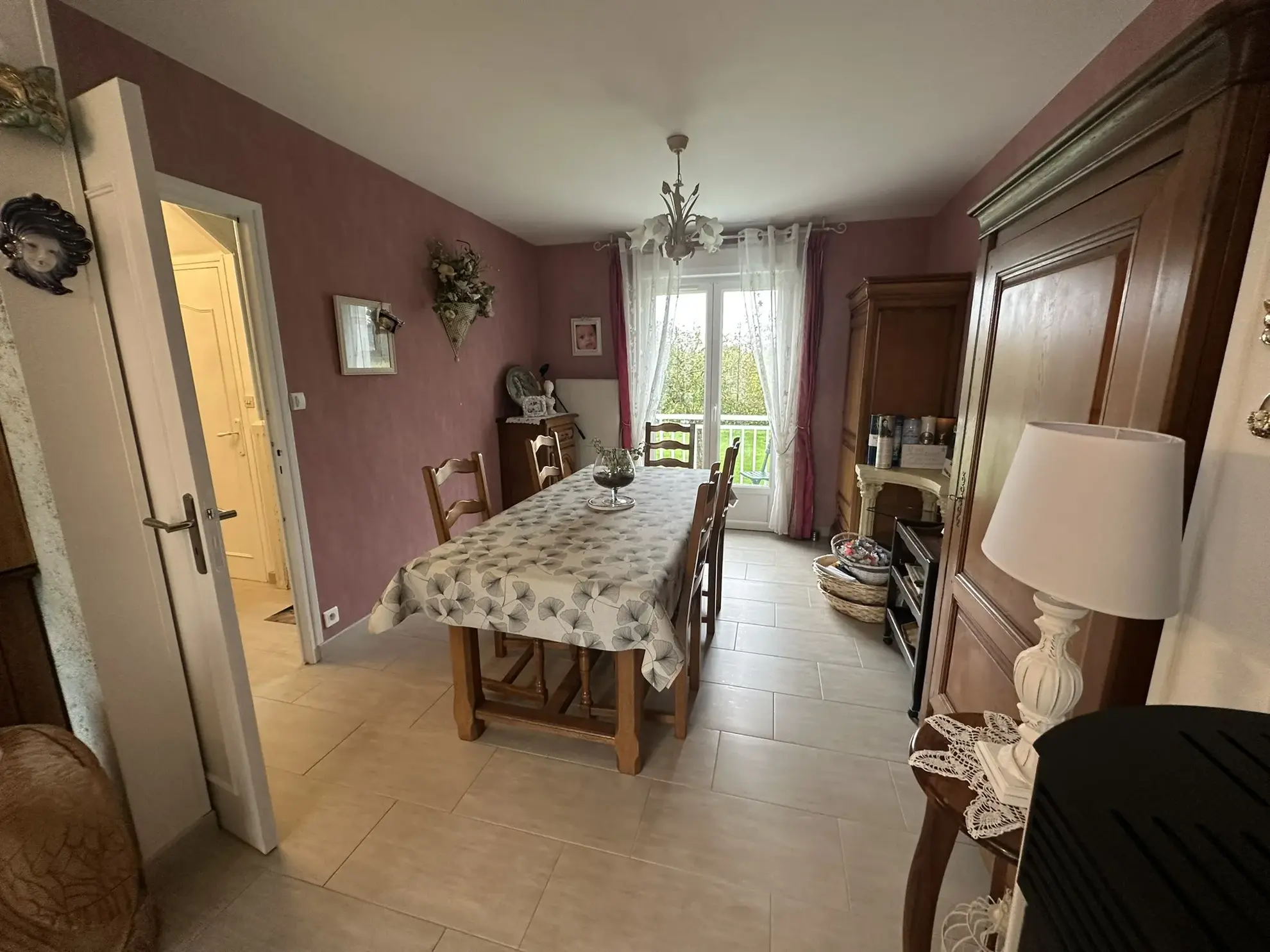 À vendre : Maison Néo-bretonne au centre de Noyal-Pontivy 