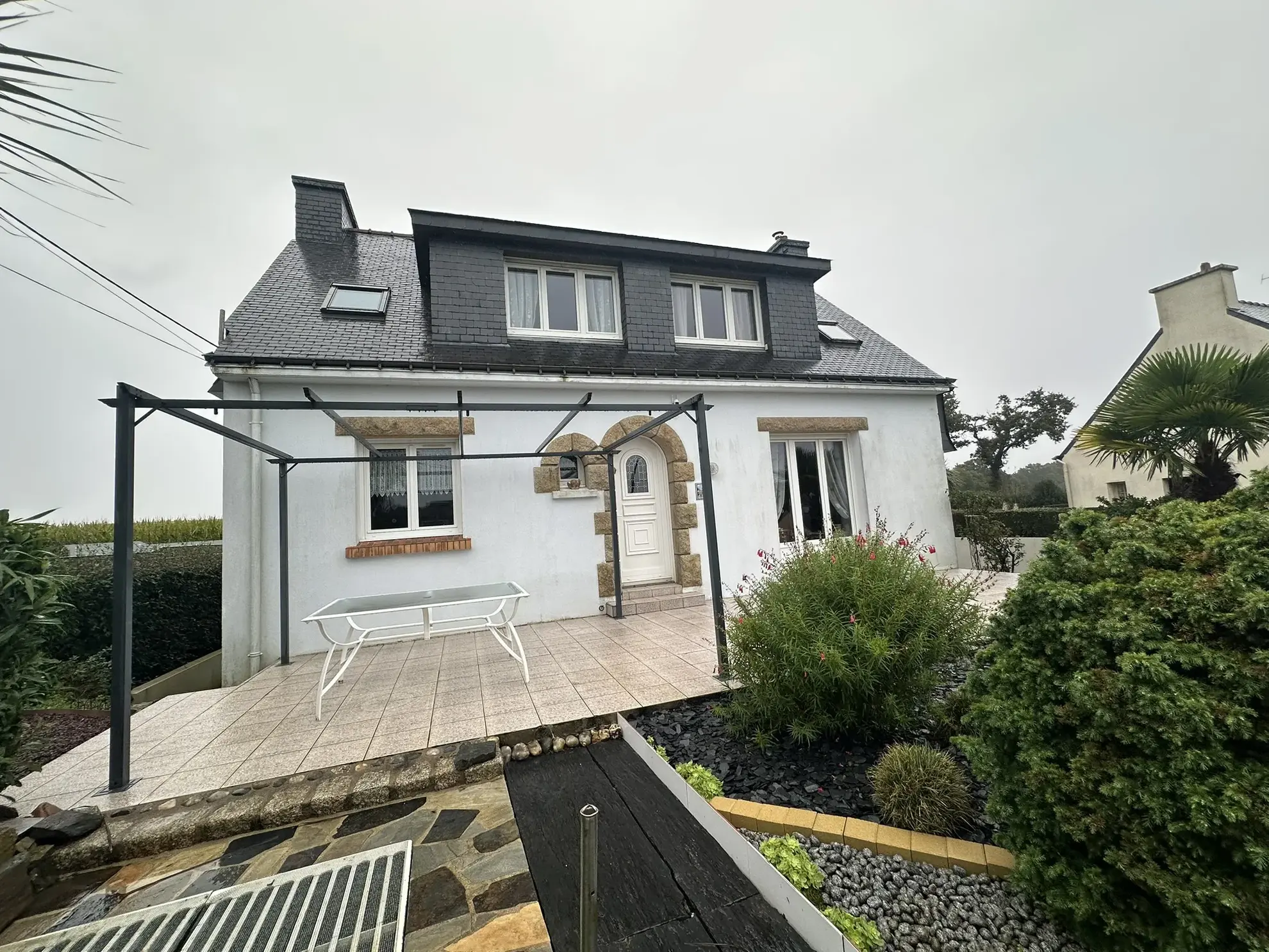 À vendre : Maison Néo-bretonne au centre de Noyal-Pontivy 