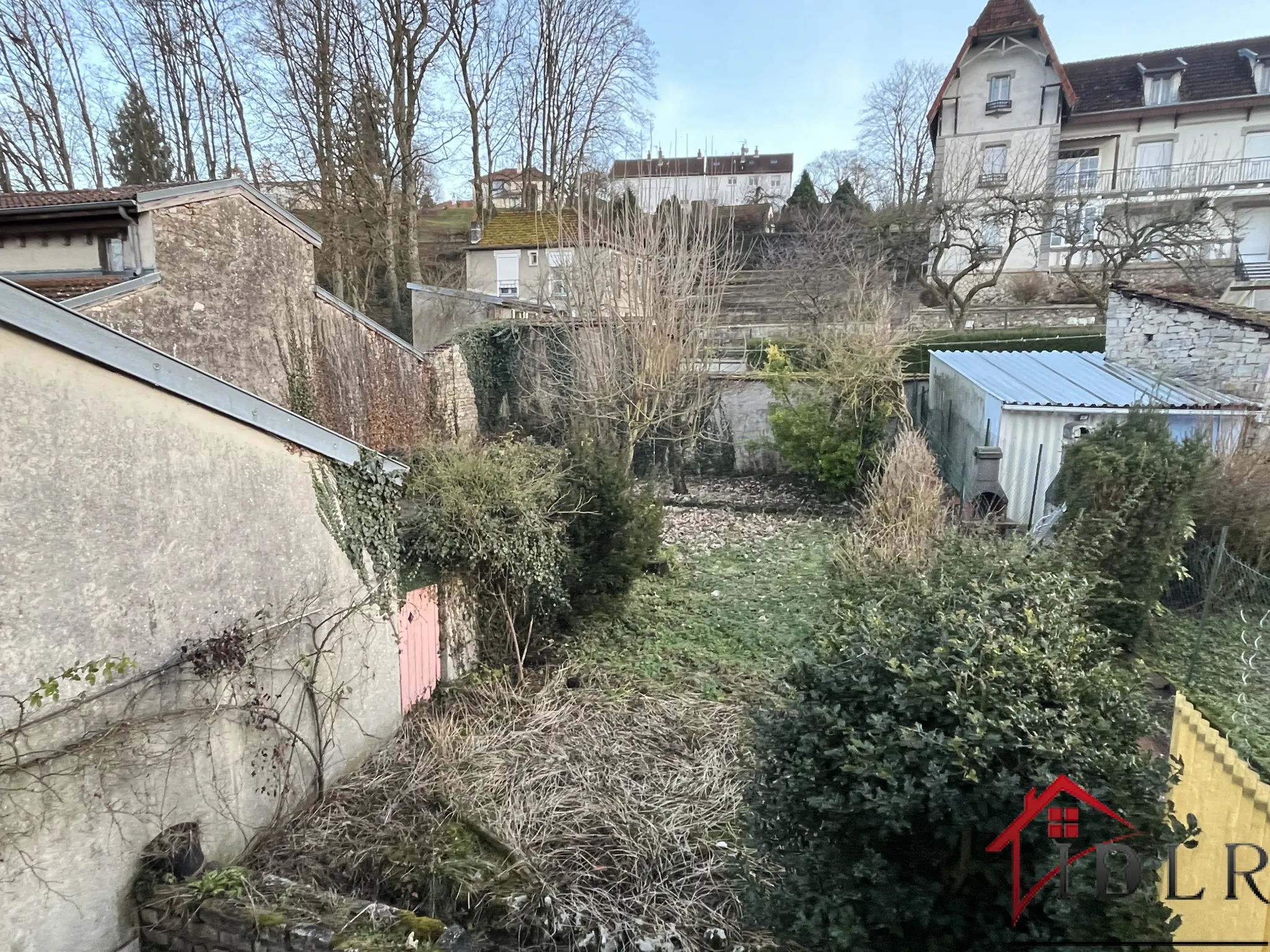 Maison spacieuse à Bourbonne Les Bains avec potentiel d'investissement 