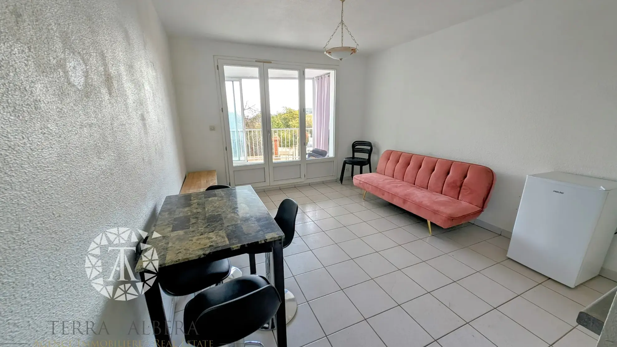 À vendre : Appartement lumineux à Port-Vendres proche du port 