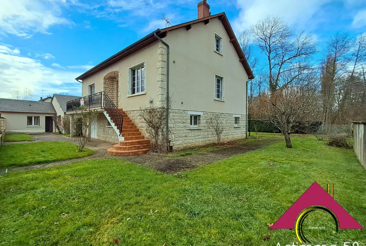 Vente d'un ensemble immobilier - Maison et studio à 13 km de Nevers 