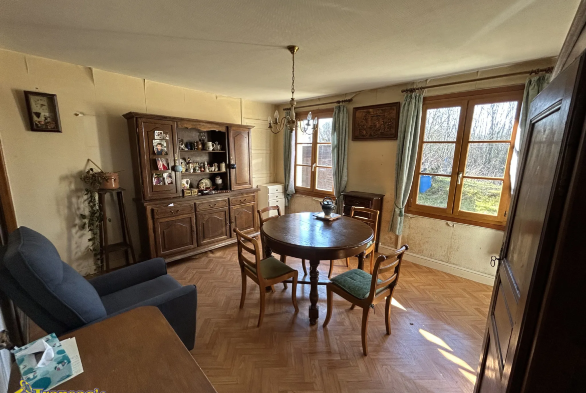 Maison 3 pièces à Puy-Guillaume - 53 m² avec terrain de 300 m² 