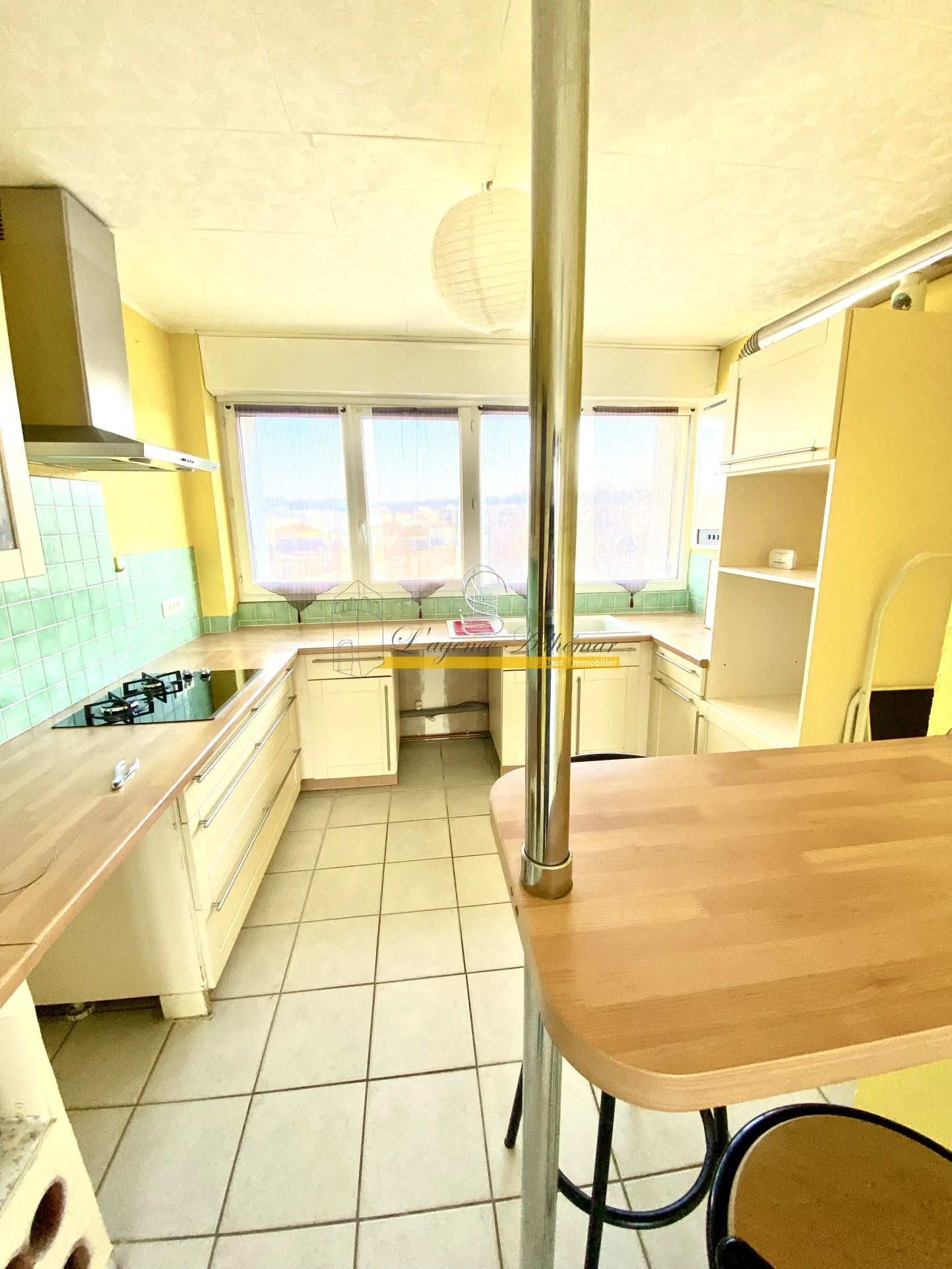 Vente Appartement T3 Dernier Étage à Montélimar avec Garage et Cave 