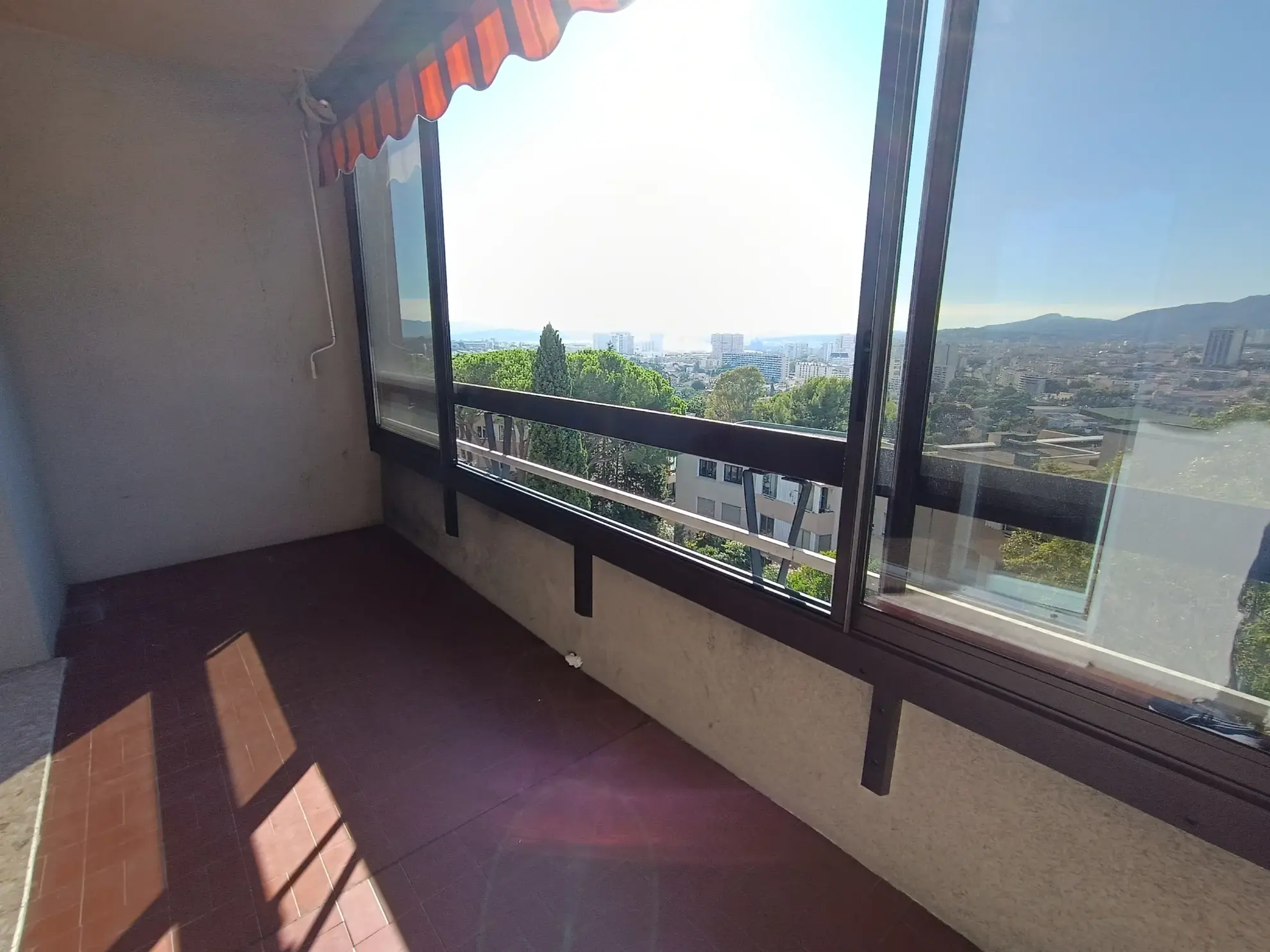 Vente Appartement T3 Toulon La Serinette avec Terrasse 