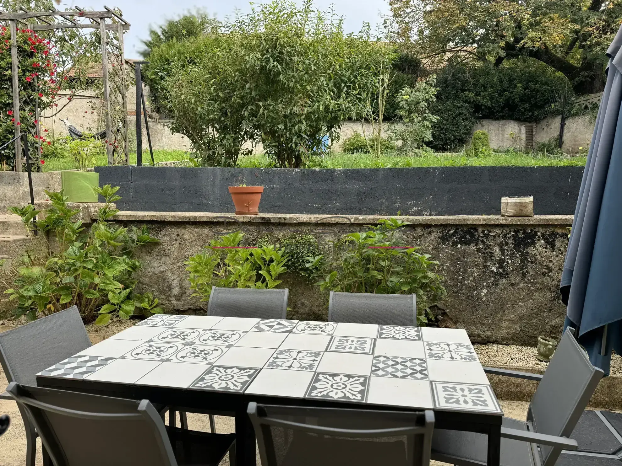 Maison de Village à Tarare avec Terrain et Panneaux Photovoltaïques 