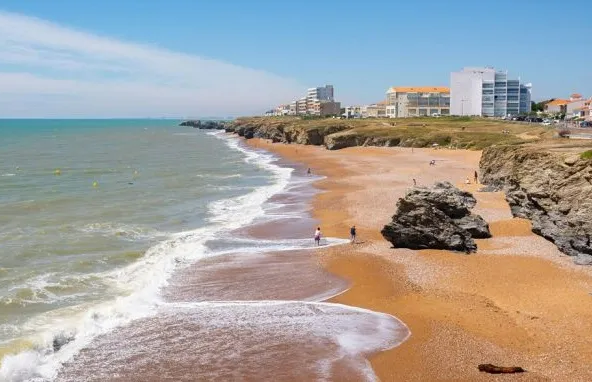 Studio rénové proche de la corniche vendéenne à St Hilaire de Riez