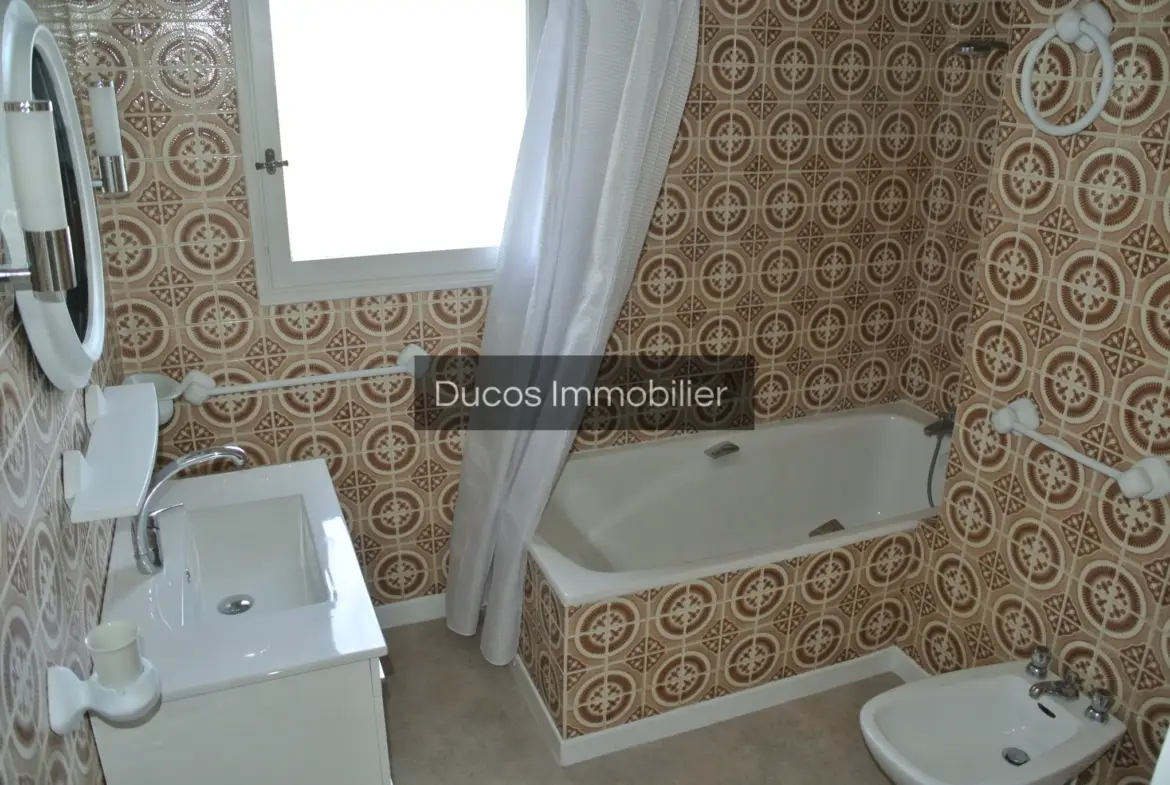 À vendre : Maison de 188 m² avec piscine à Beaupuy, vue sur Marmande 