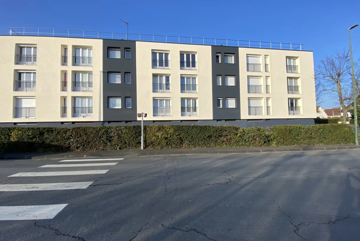 Appartement 2 pièces à vendre à Caen Maladrerie avec balcon et cave 