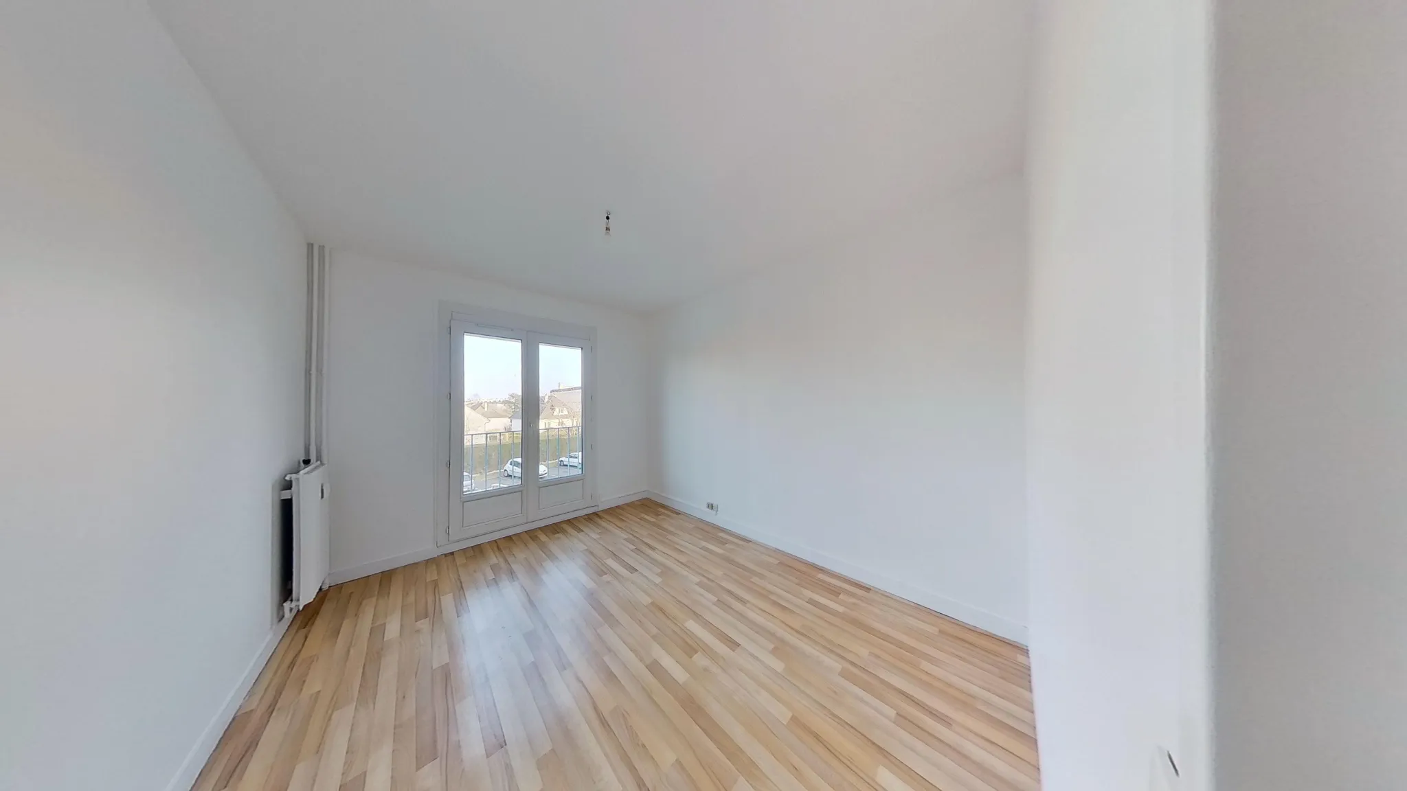 Appartement 2 pièces à vendre à Caen Maladrerie avec balcon et cave 