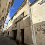 Maison de Ville au Cœur du Centre Historique de Tarascon à Vendre