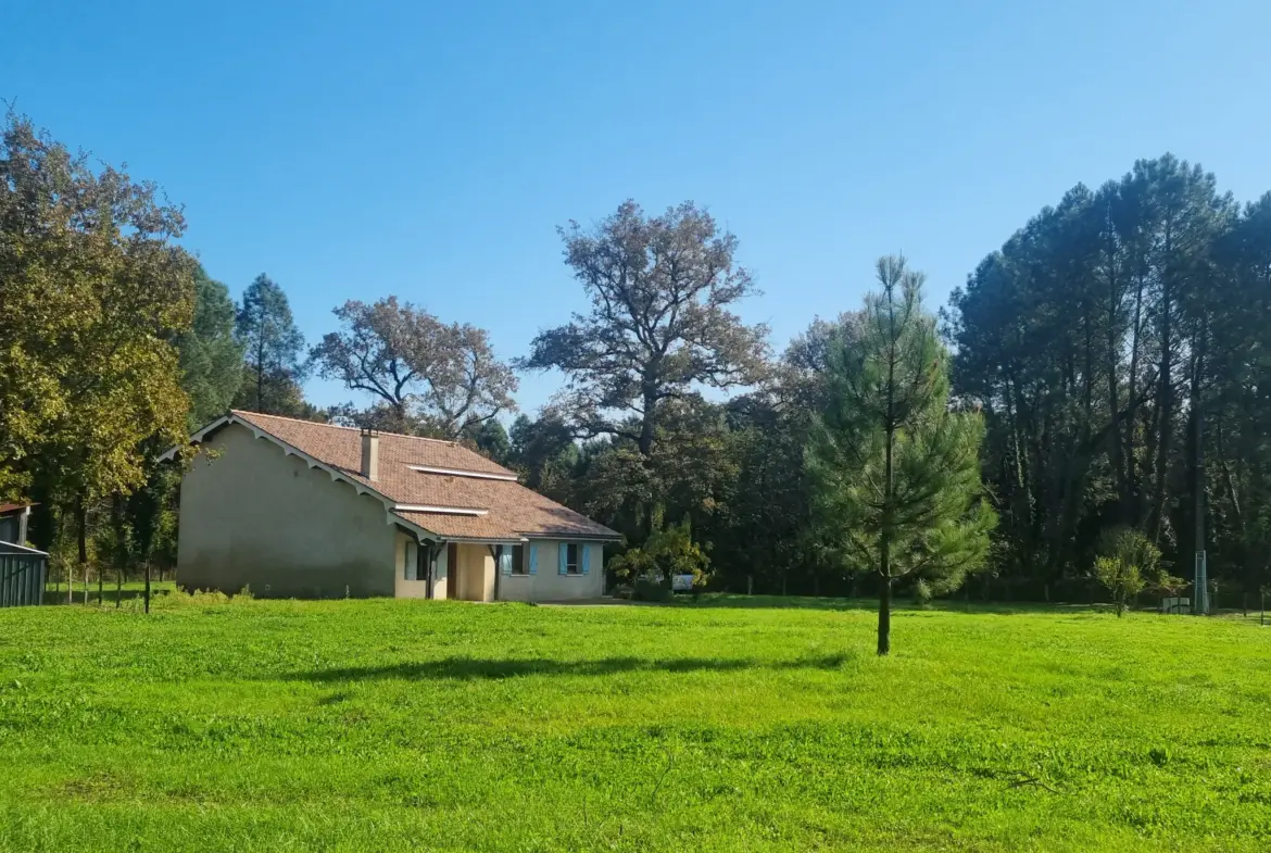 Maison Traditionnelle à Bazas - 4 Chambres & Terrain de 7412 m² 