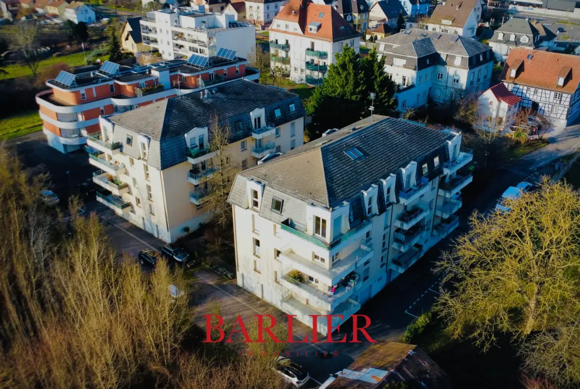 Appartement 4 pièces lumineux à Erstein avec balcons et garage 