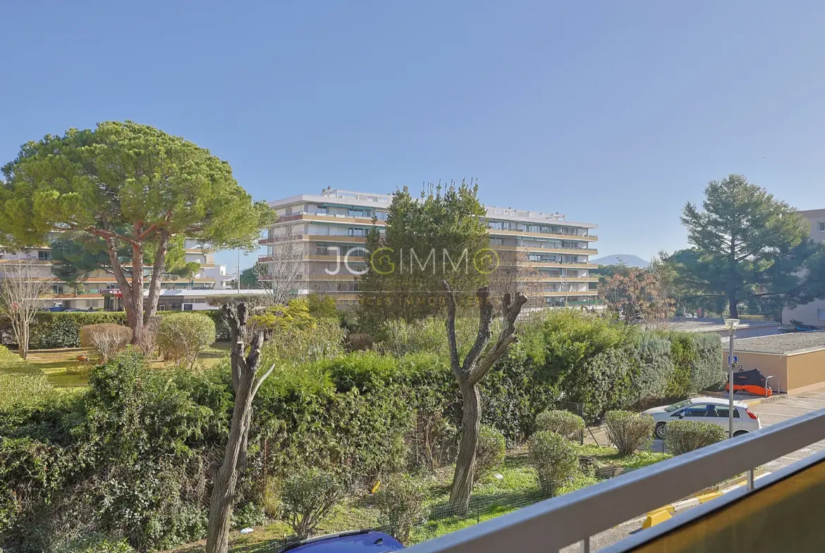 Vente Appartement T5 La Garde - 99 m² avec balcon, cave et parking 