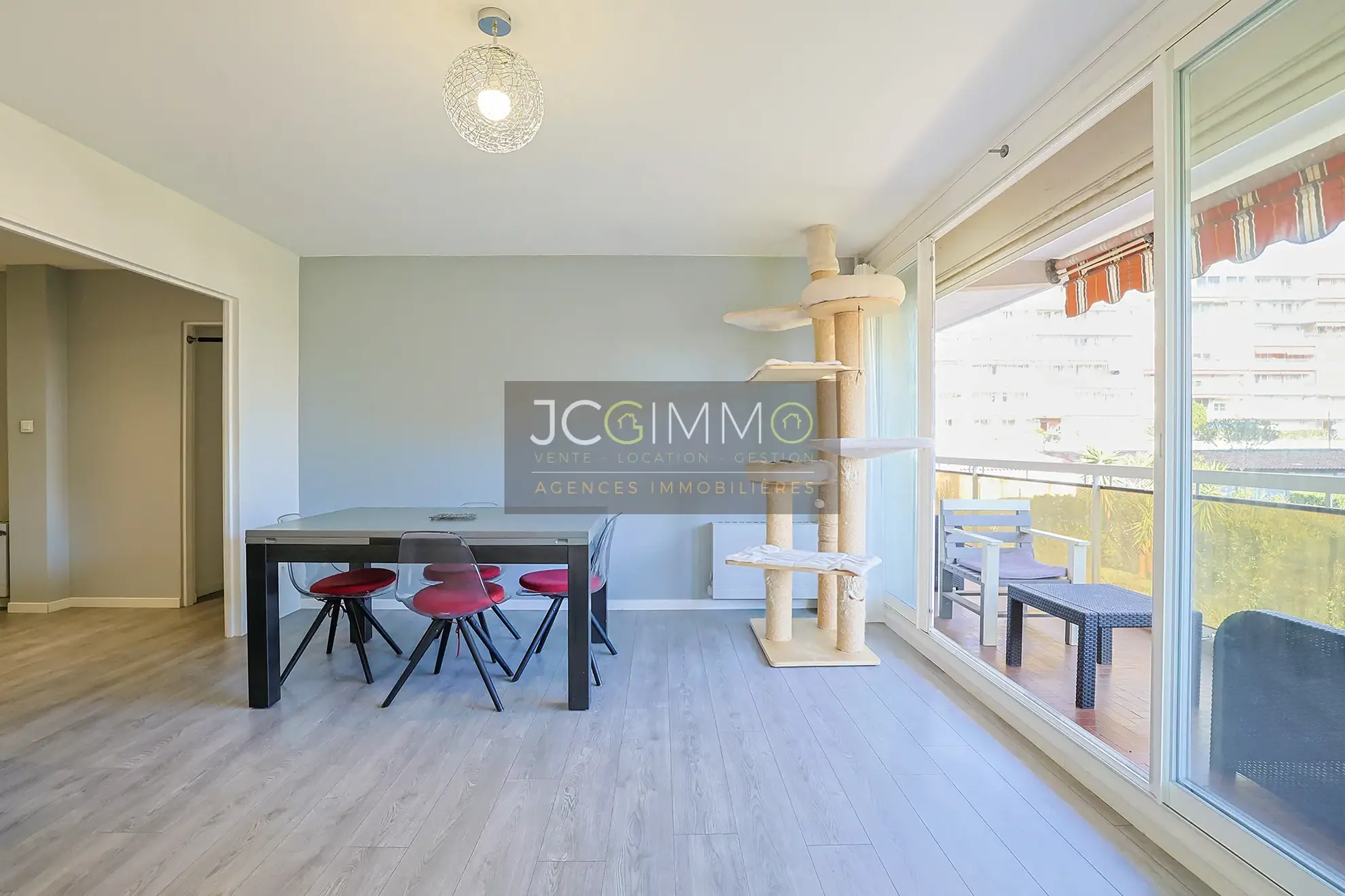 Vente Appartement T5 La Garde - 99 m² avec balcon, cave et parking 