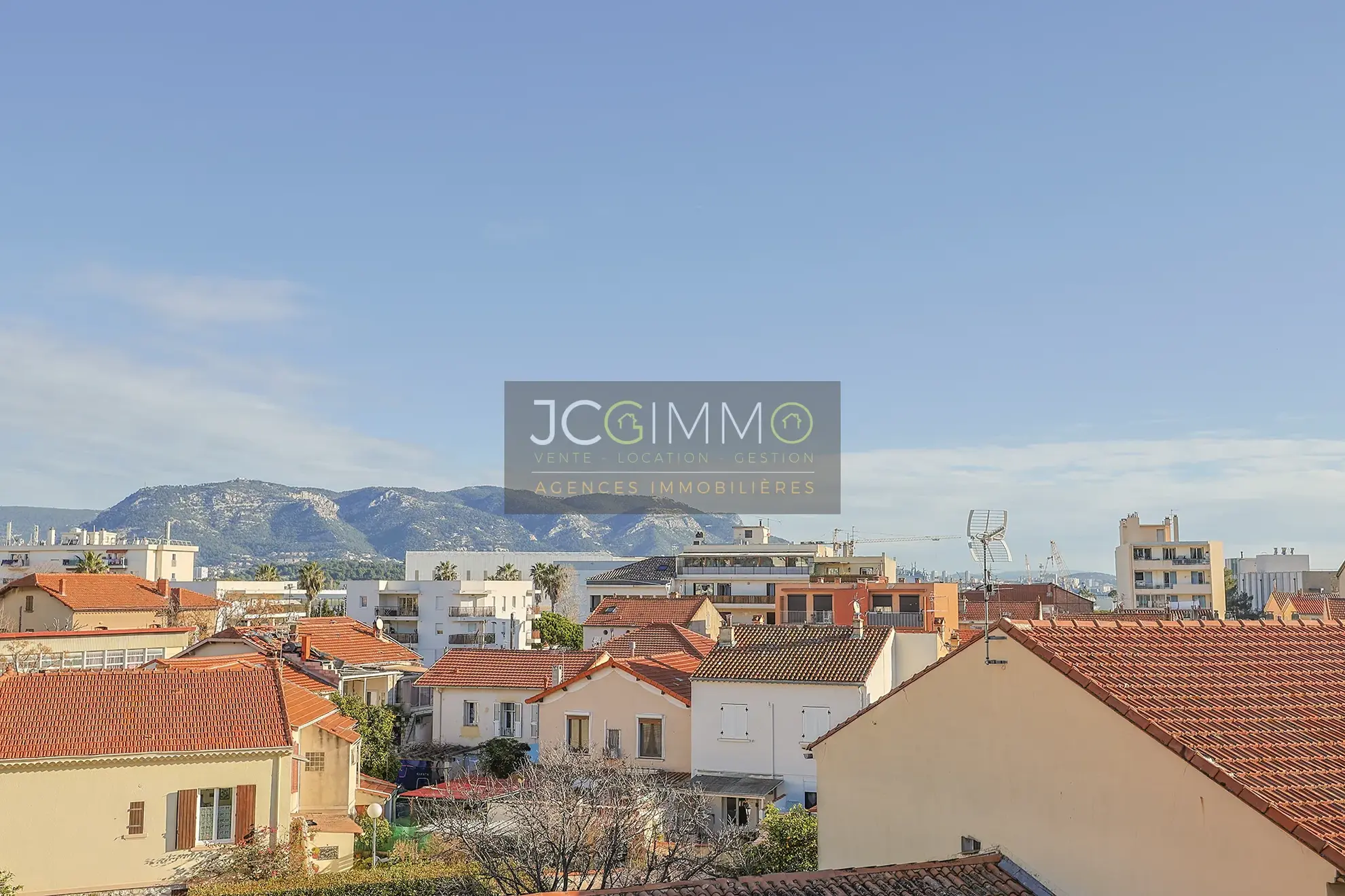 Appartement T3 lumineux avec terrasse et garage à La Seyne-sur-Mer 