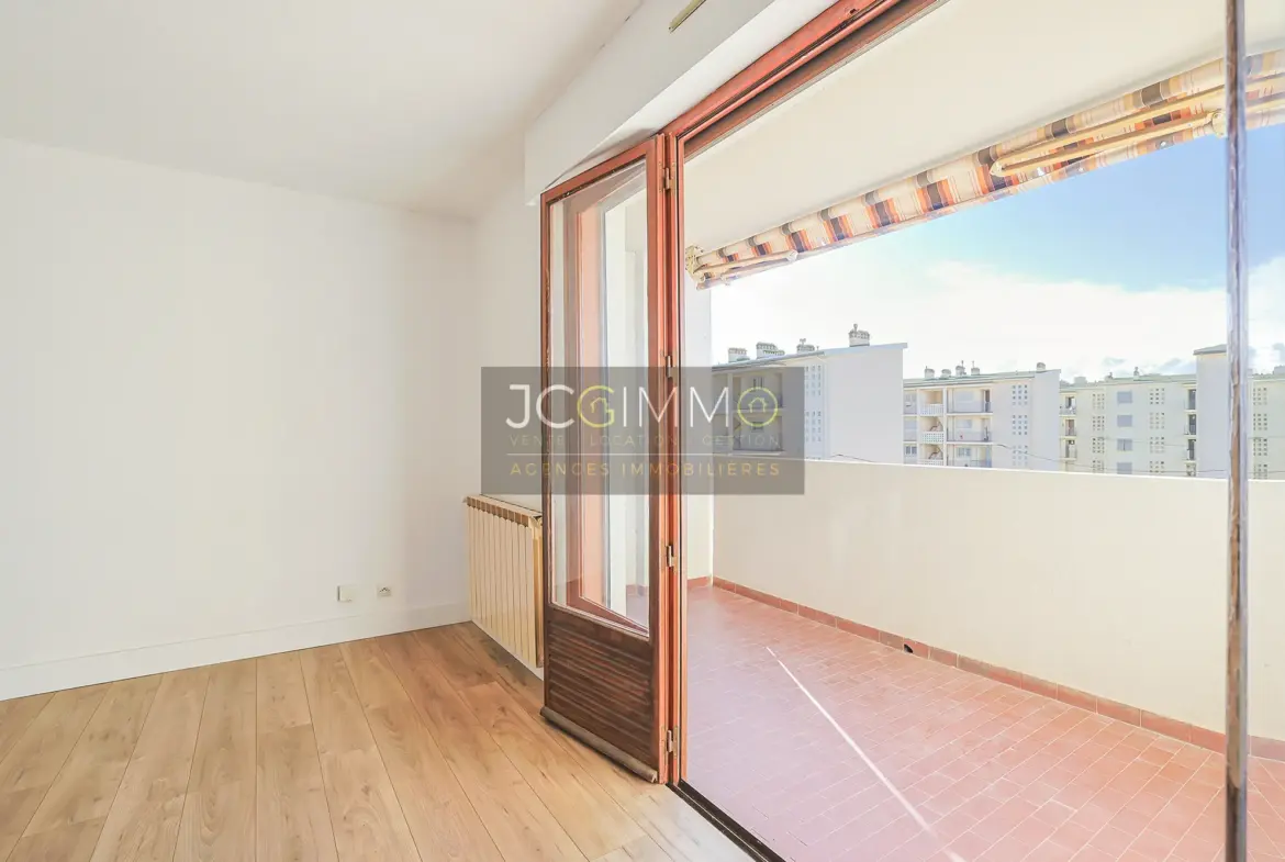 Appartement T3 lumineux avec terrasse et garage à La Seyne-sur-Mer 