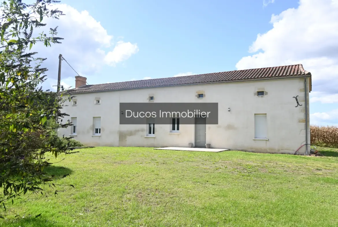 Maison en pierre rénovée à Levignac de Guyenne avec vue 