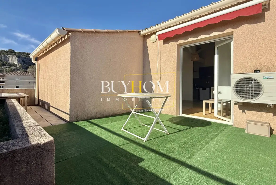 Appartement lumineux de 60 m² à Cavaillon avec terrasse et parking 