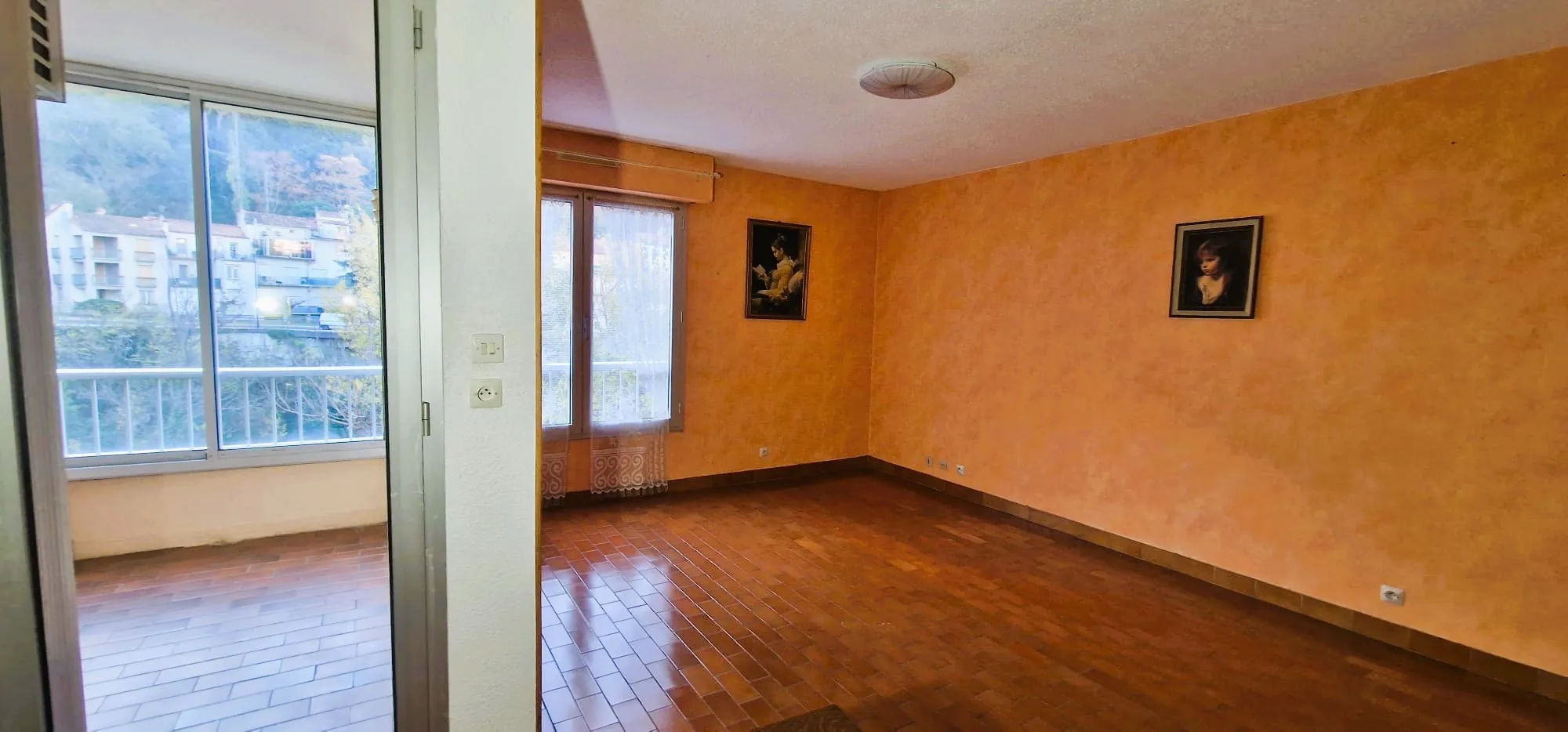 À vendre : Appartement 33m² avec loggia à Amélie-les-Bains 