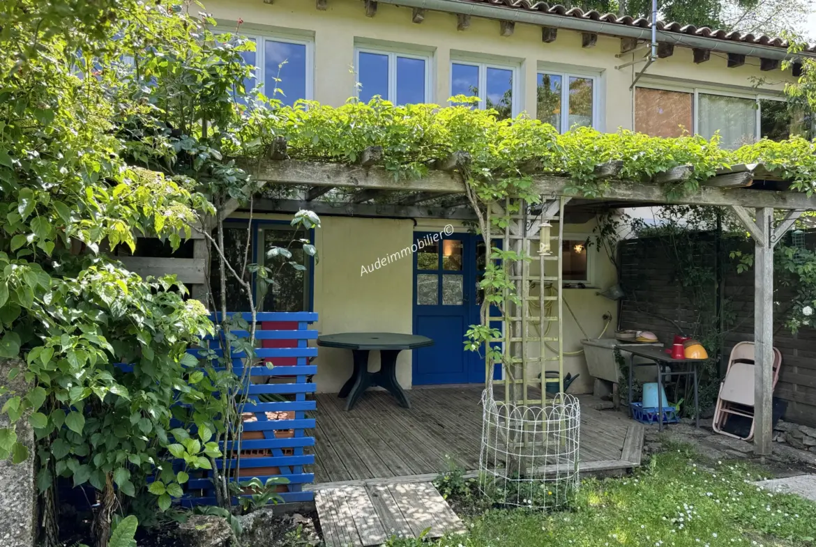 Maison de village avec jardin et studio à Missegre 