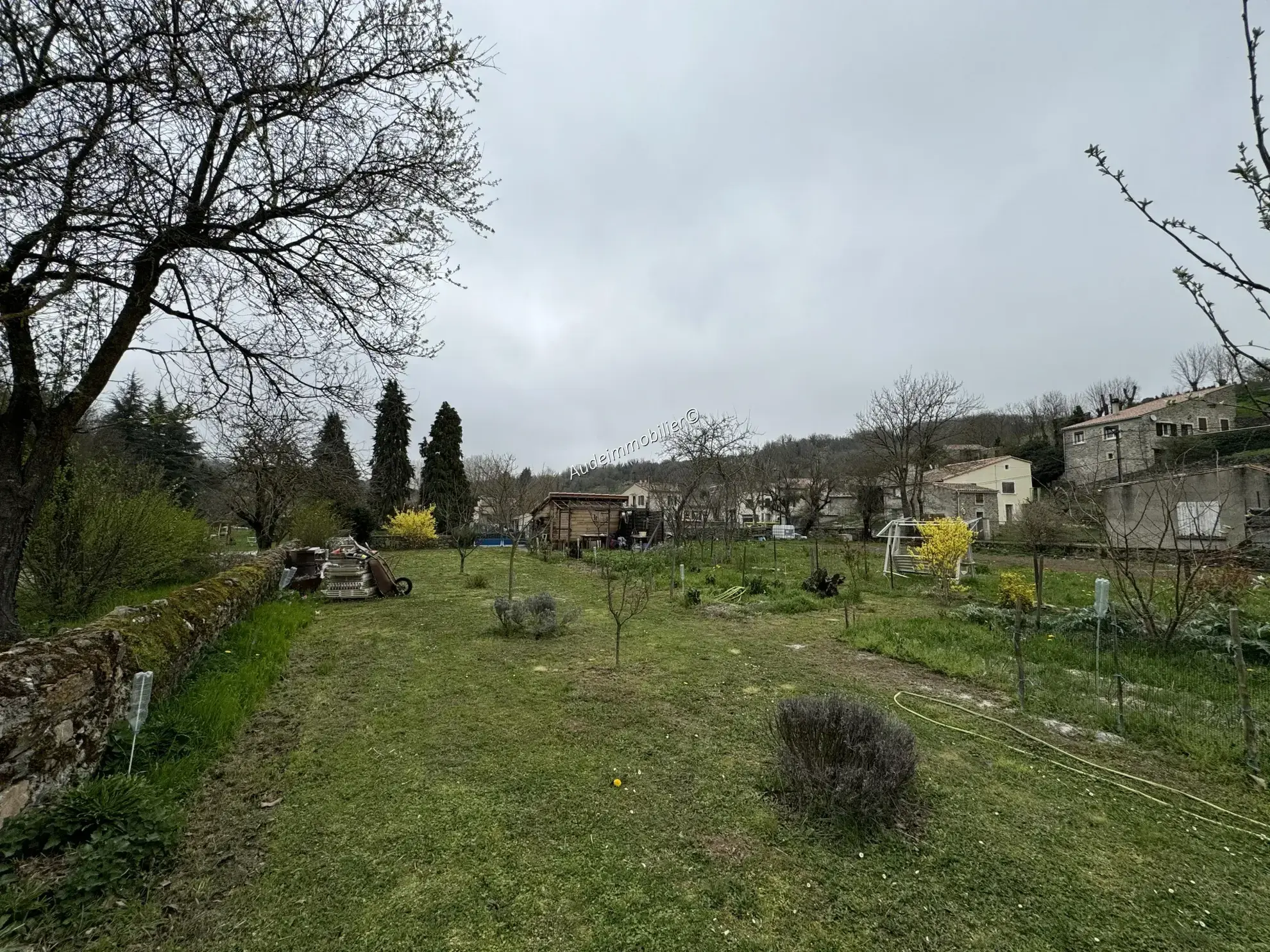 Maison de village avec jardin et studio à Missegre 