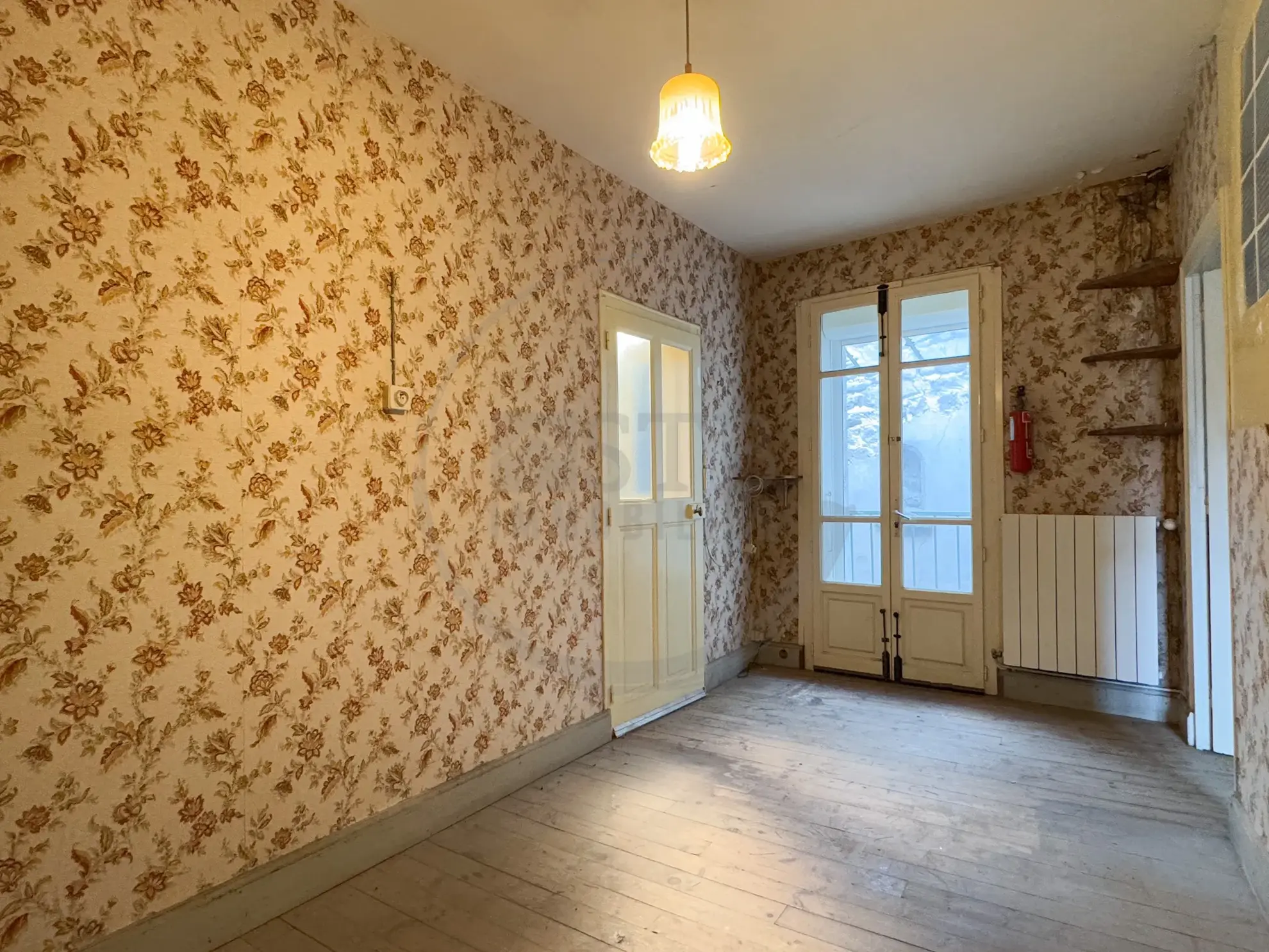 Maison de 85 m² avec terrain à Saint-Fortunat-sur-Eyrieux 