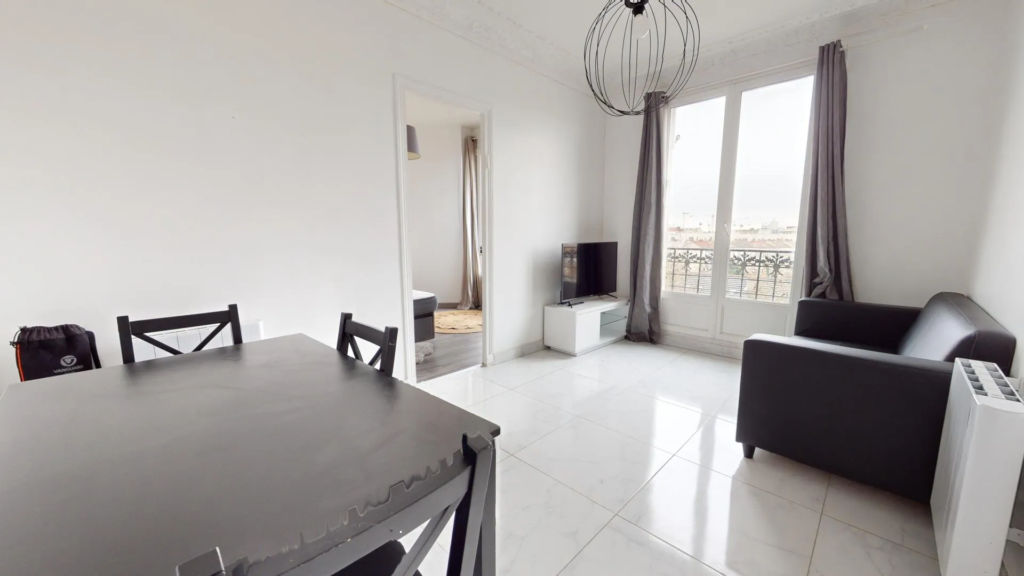 Appartement F2 à vendre au Bourget - 400 m du RER B