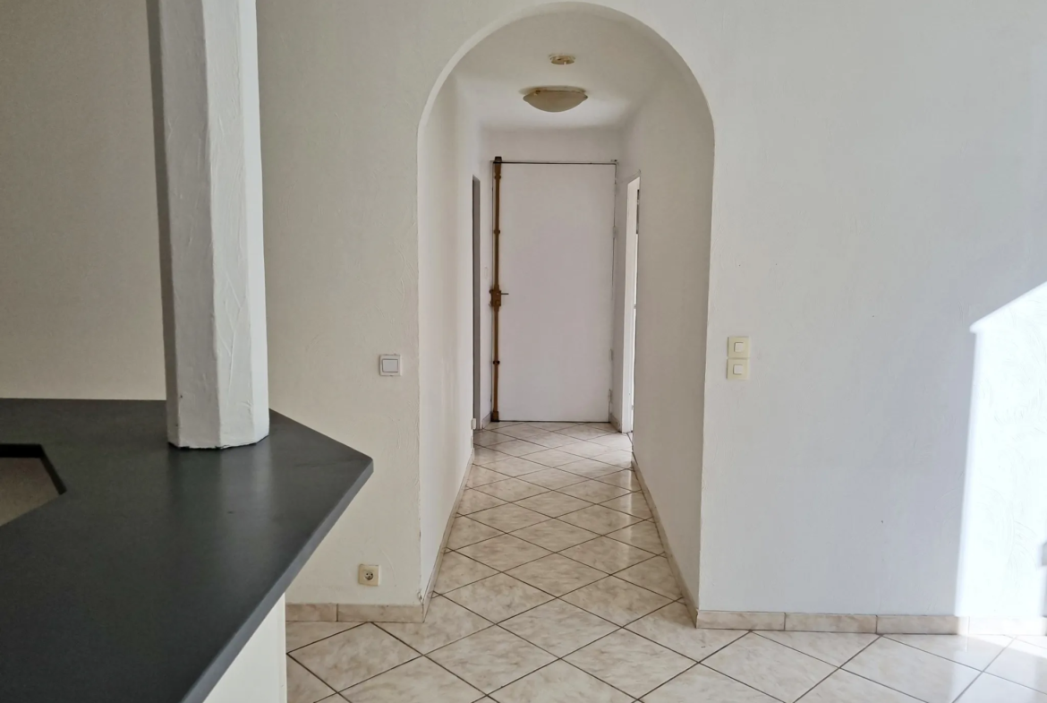 Vente Appartement 3 Pièces Lumineux à Lantosque, Proche Centre Village 