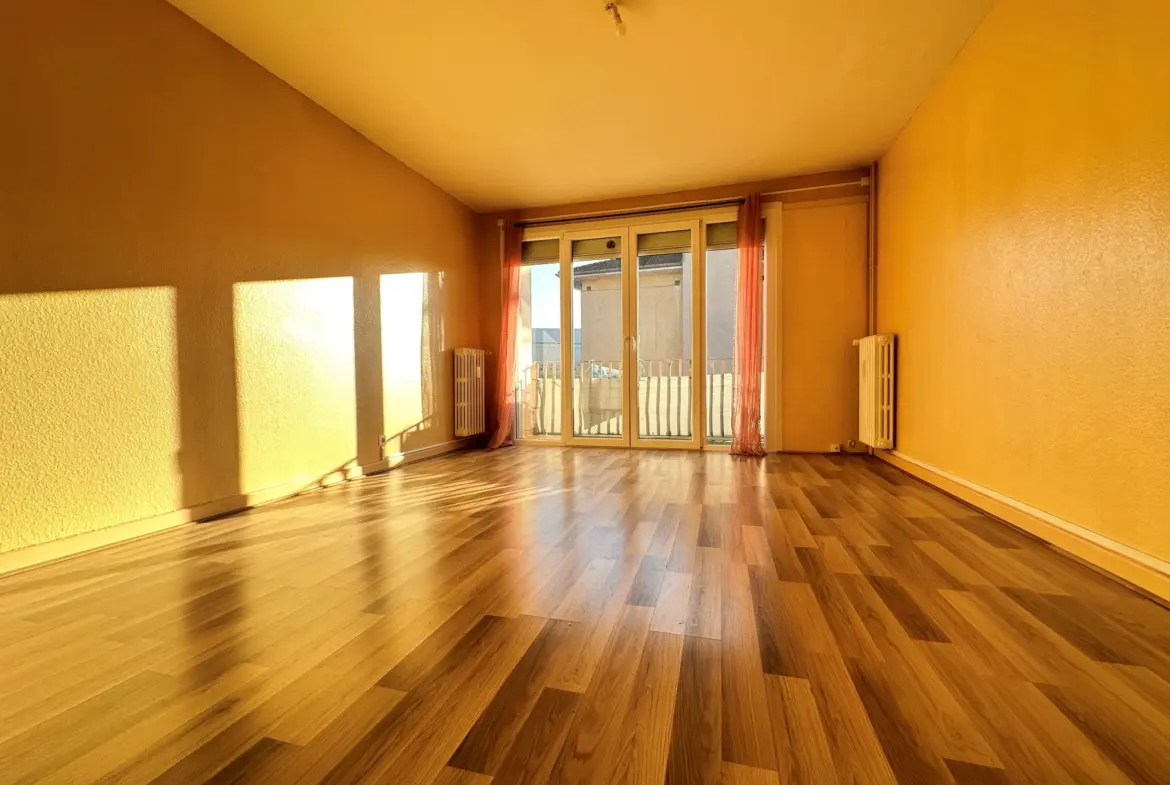 BELFORT - Appartement T3 avec Balcon à vendre - 68,000 EUR 