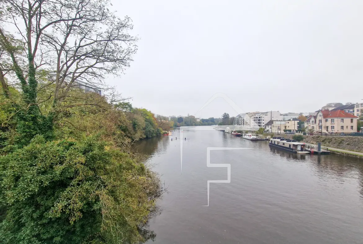 Nantes - Grand T3 Lumineux avec Balcon, Cave et Parking 