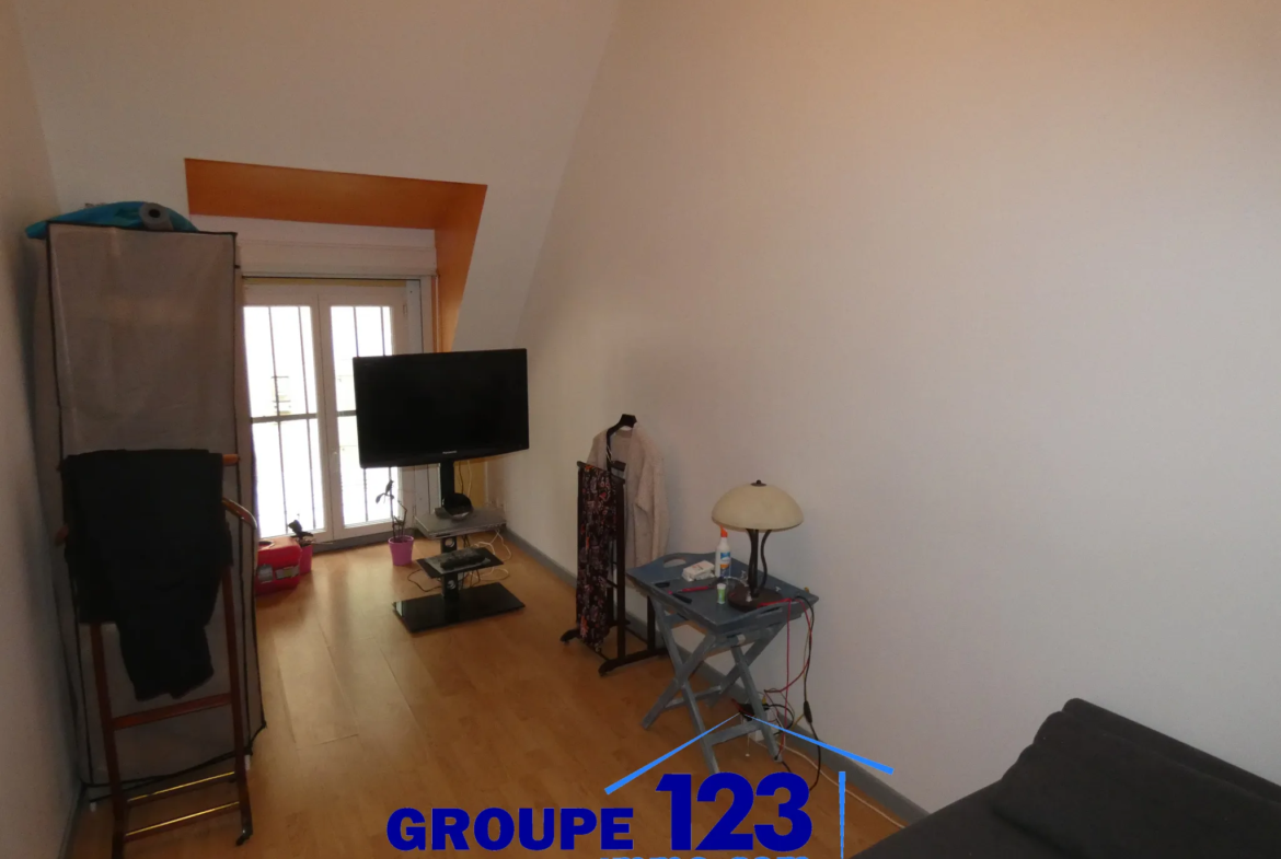 Appartement Centre Ville à Saint-Florentin à vendre - 33 900 € 