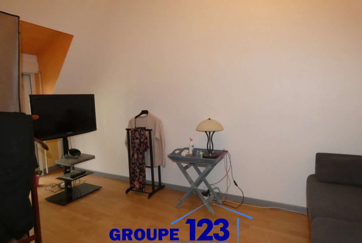 Appartement Centre Ville à Saint-Florentin à vendre - 33 900 € 