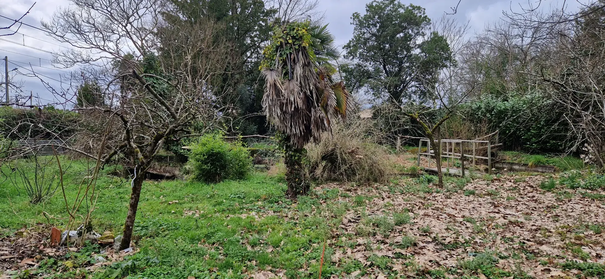 Terrain à bâtir libre de constructeur à Margaux 