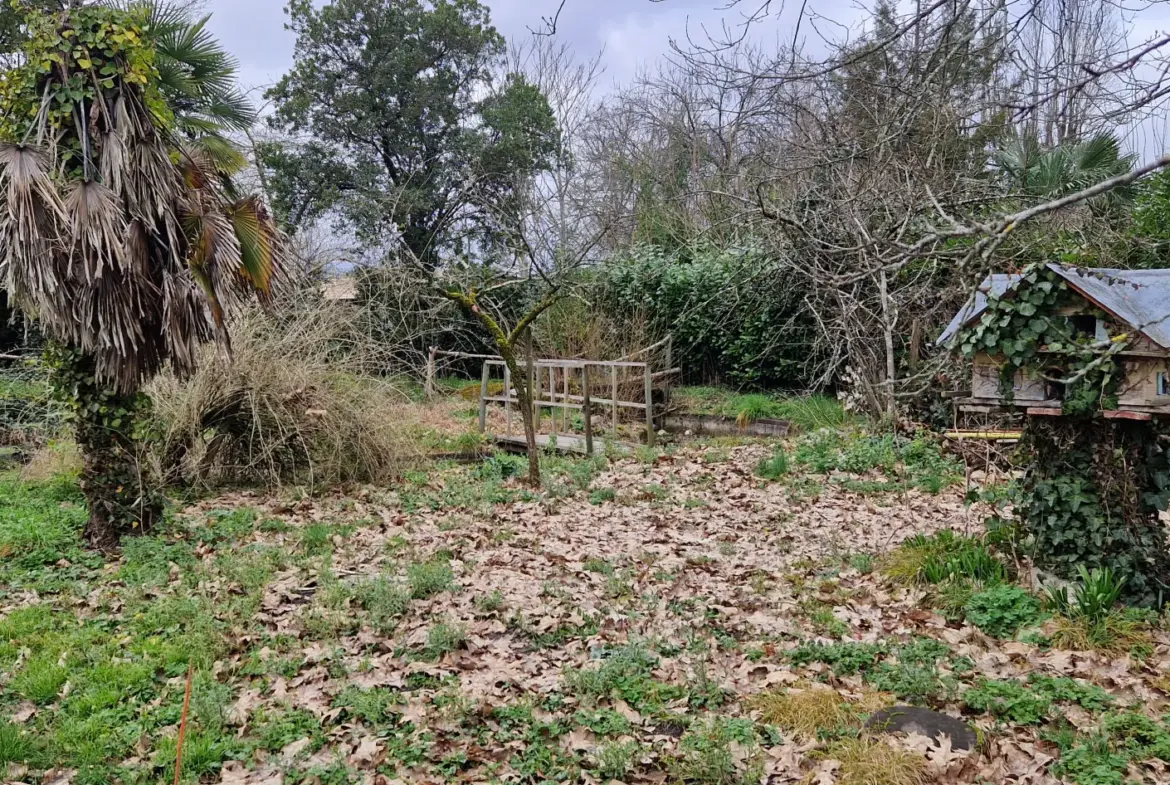 Terrain à bâtir libre de constructeur à Margaux 