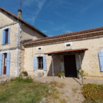 Maison en Pierre avec Piscine et Terrain à Razac sur L'Isle