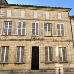 Maison de caractère à Sainte-Foy-la-Grande de 198 m² avec jardin