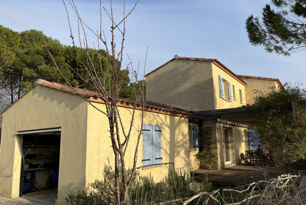 Villa 3 chambres avec jardin au bord du Canal du Midi à Argens-Minervois 