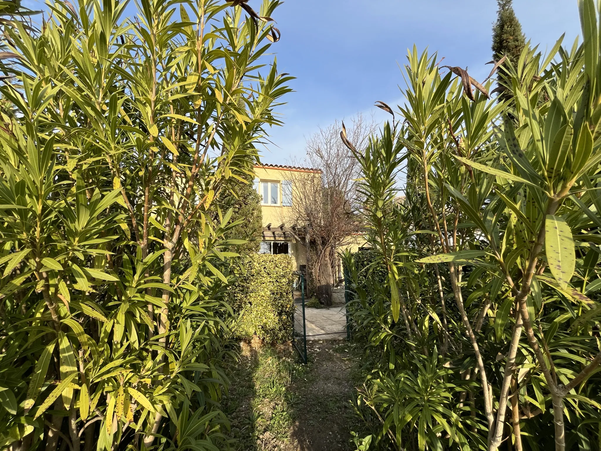 Villa 3 chambres avec jardin au bord du Canal du Midi à Argens-Minervois 