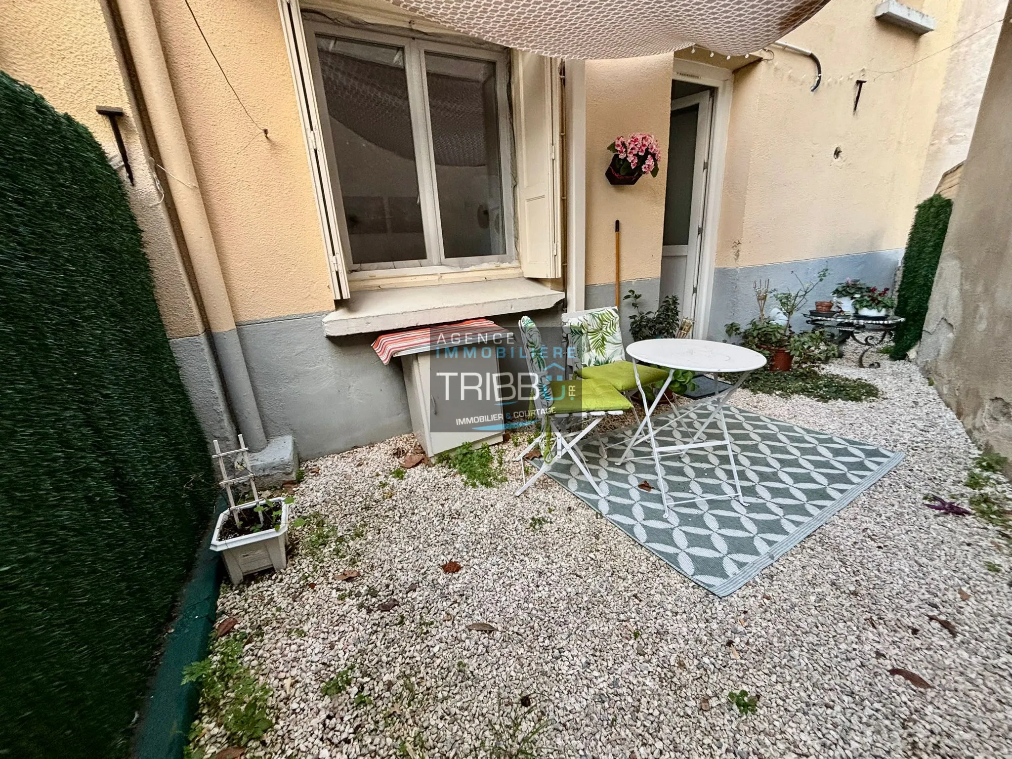 Amélie-les-Bains : Maison divisée en 4 appartements avec rendement locatif 