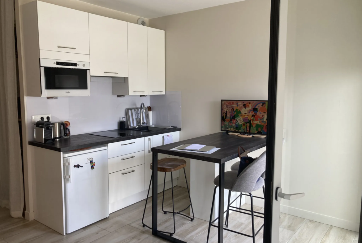 Superbe studio lumineux à vendre à La Rochelle, quartier Porte Royale 