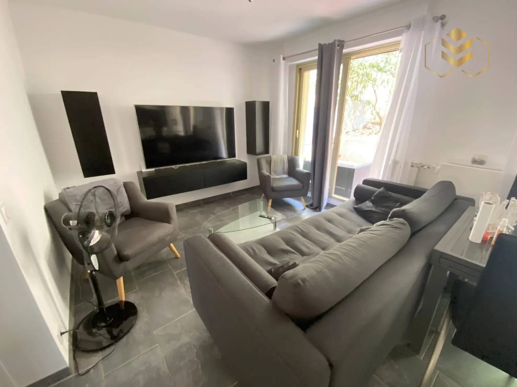 Appartement moderne et verdoyant à Menton avec 2 terrasses 