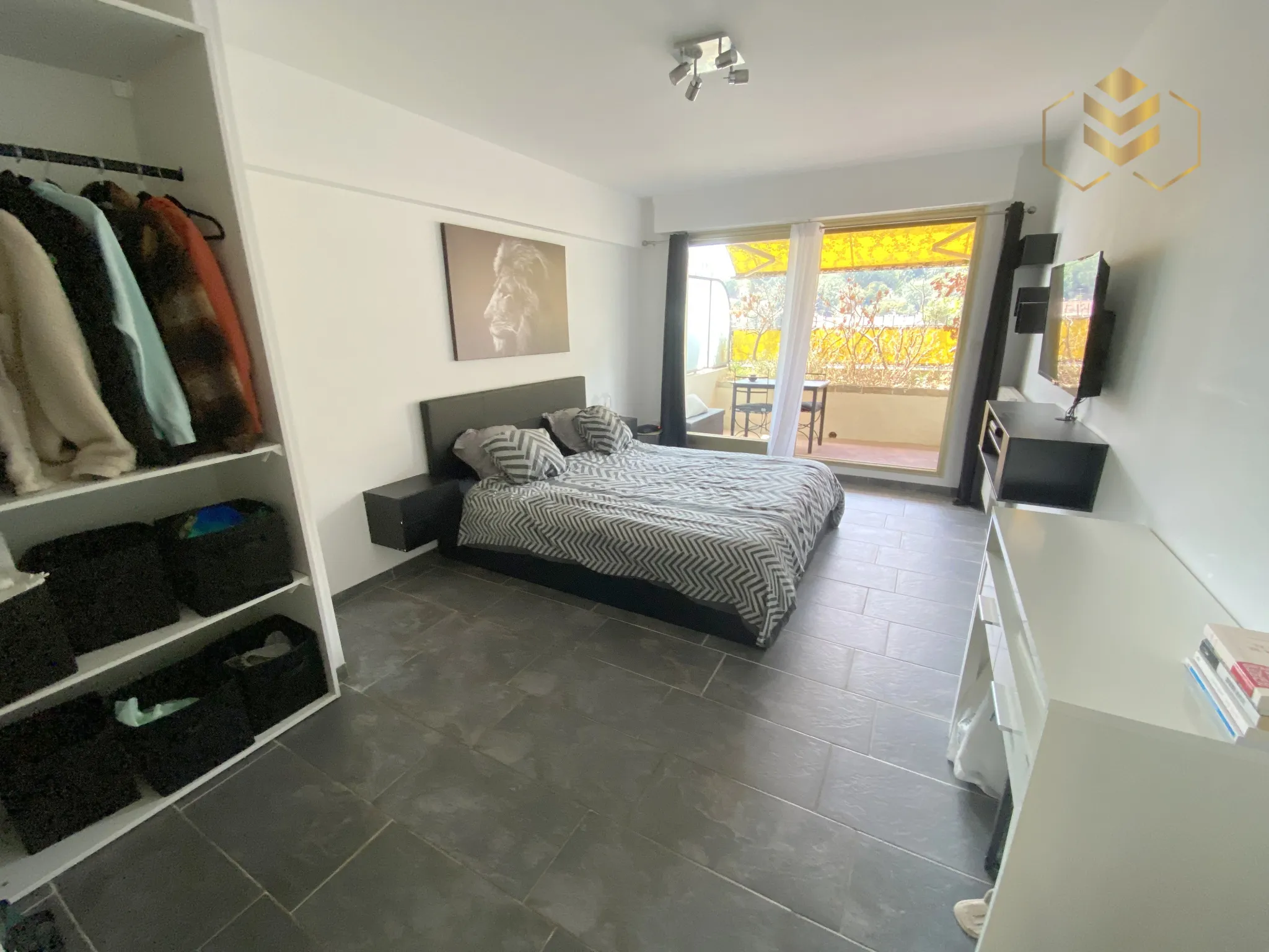 Appartement moderne et verdoyant à Menton avec 2 terrasses 