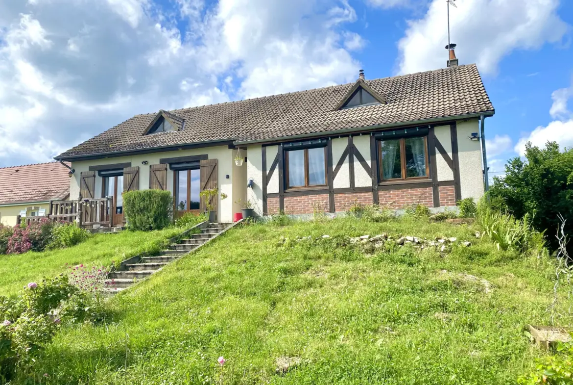 Maison familiale à vendre près du canal à Vierzon 