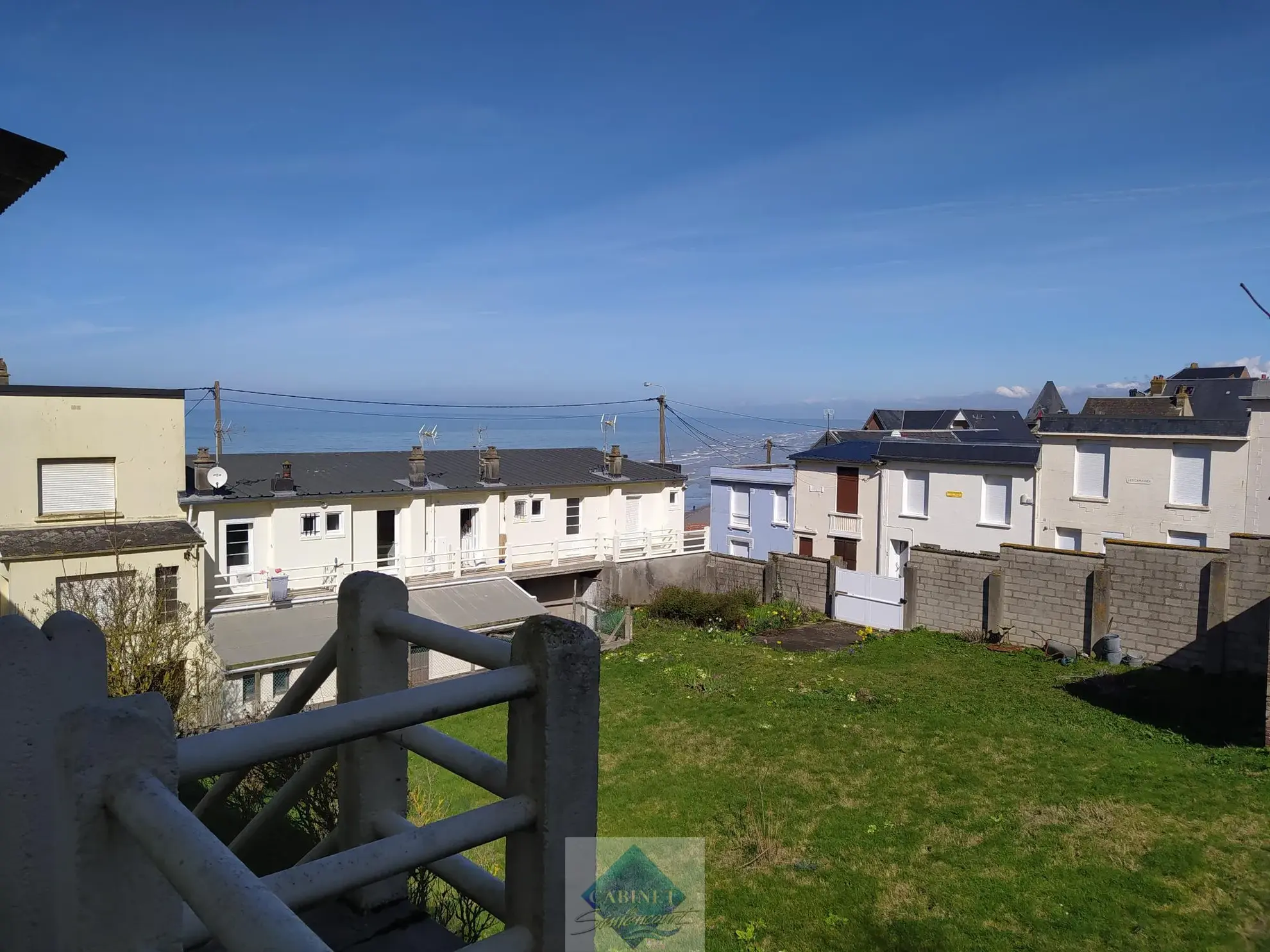 Appartement F2 à Ault à deux pas de la mer 